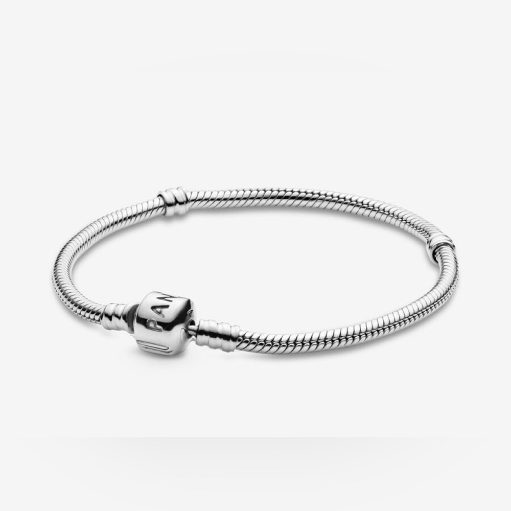 Pandora 7 inch silver bracelet